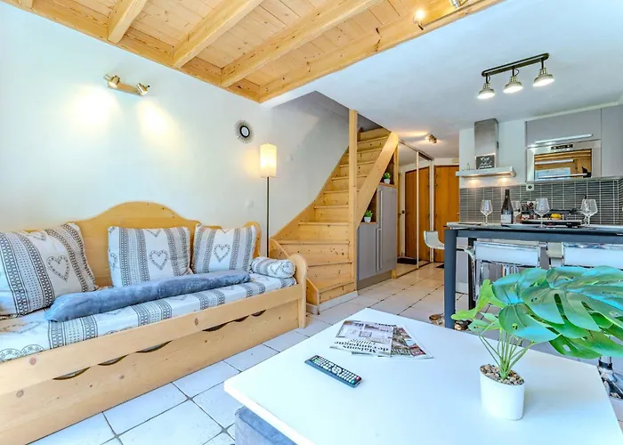 Charming Alpine - Heart Of Val Thorens, Comfort & Style - Le Silveralp Appartement *